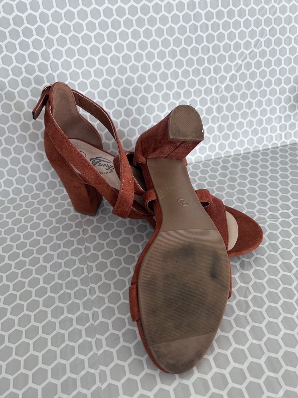Trary Strappy Block Heel Sandals in Rust. Size 8 - Picture 6 of 6